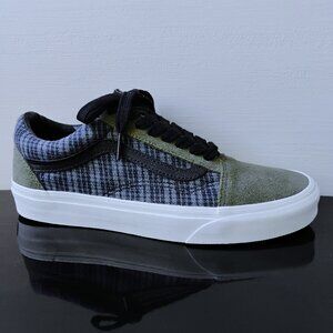 Vans Men's Old Skool Grunge Suede / Canvas Sneaker in Rare Style Plaid Multi